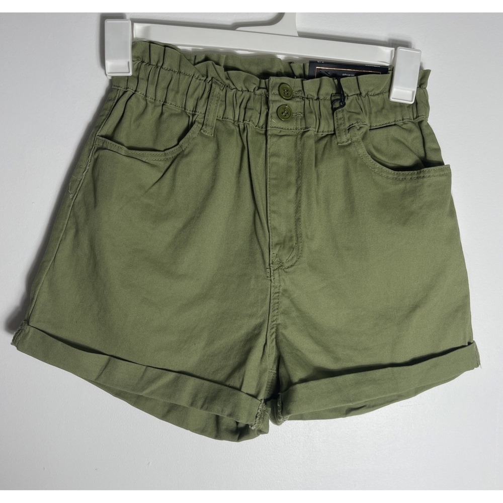 Dollhouse Gladys Y2K Mom Shorts Size 7/8 NWT Sage Green 3" Inseam